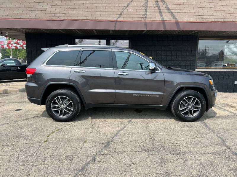 jeep grand cherokee 2018 1C4RJFBG4JC389436 image jeep grand cherokee 2018 1C4RJFBG4JC389436 image
